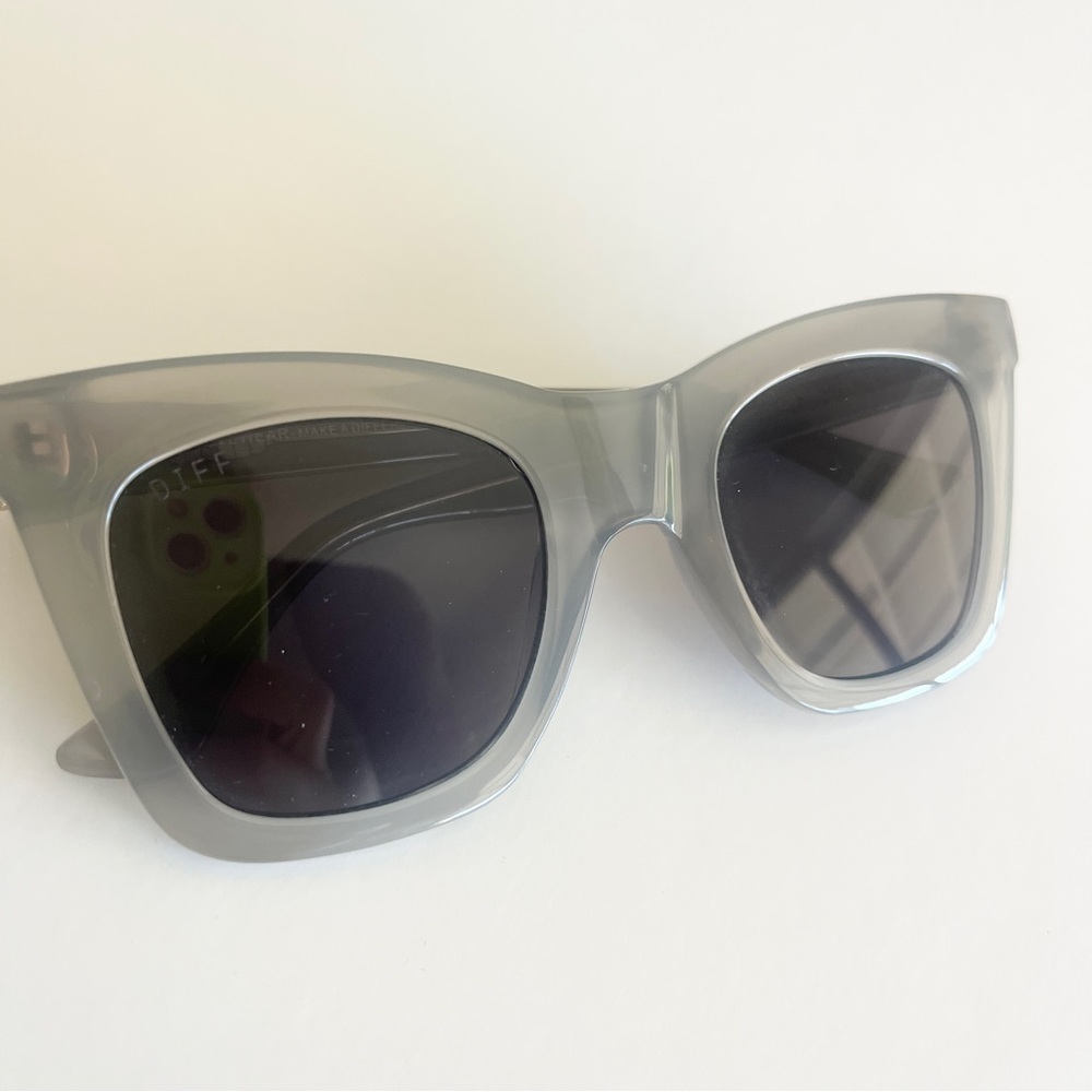 DIFF Eyewear Translucent Gray Sunglasses - image 6